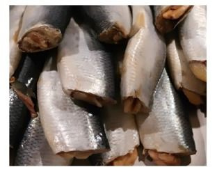 Śledź solony cały bez głowy ( ikra, mlecz ) - na kilogramy